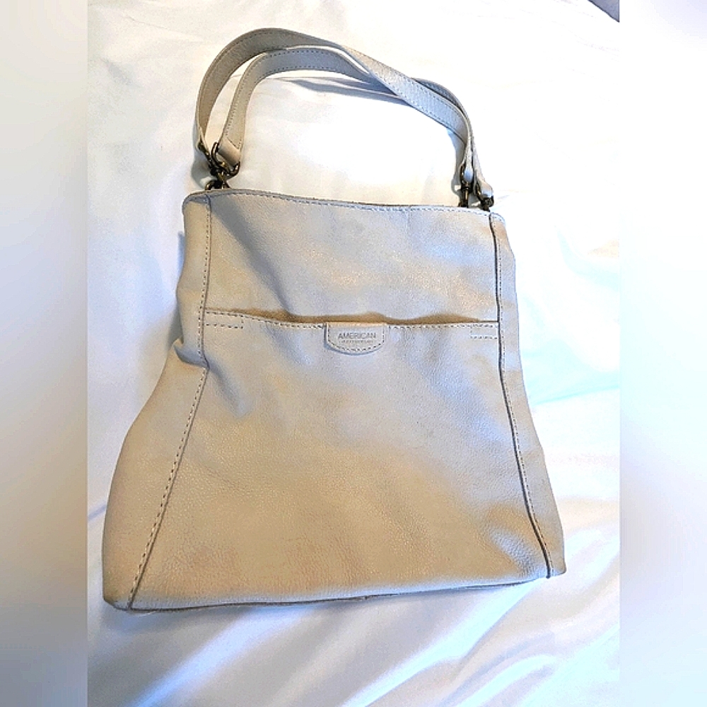 Leather shoulder bag